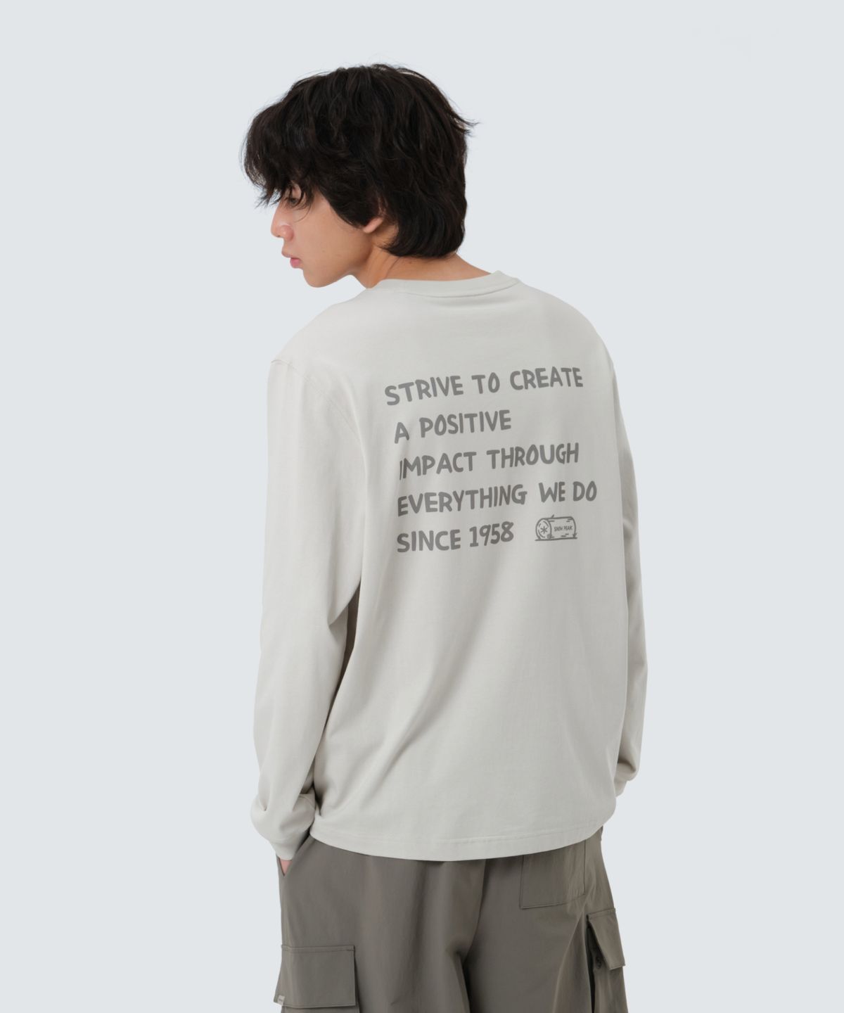스노우피크 어패럴(SNOWPEAK APPAREL) 에어로히트 레터링 긴팔 티셔츠 (S25FUFTL24) Stone Gray