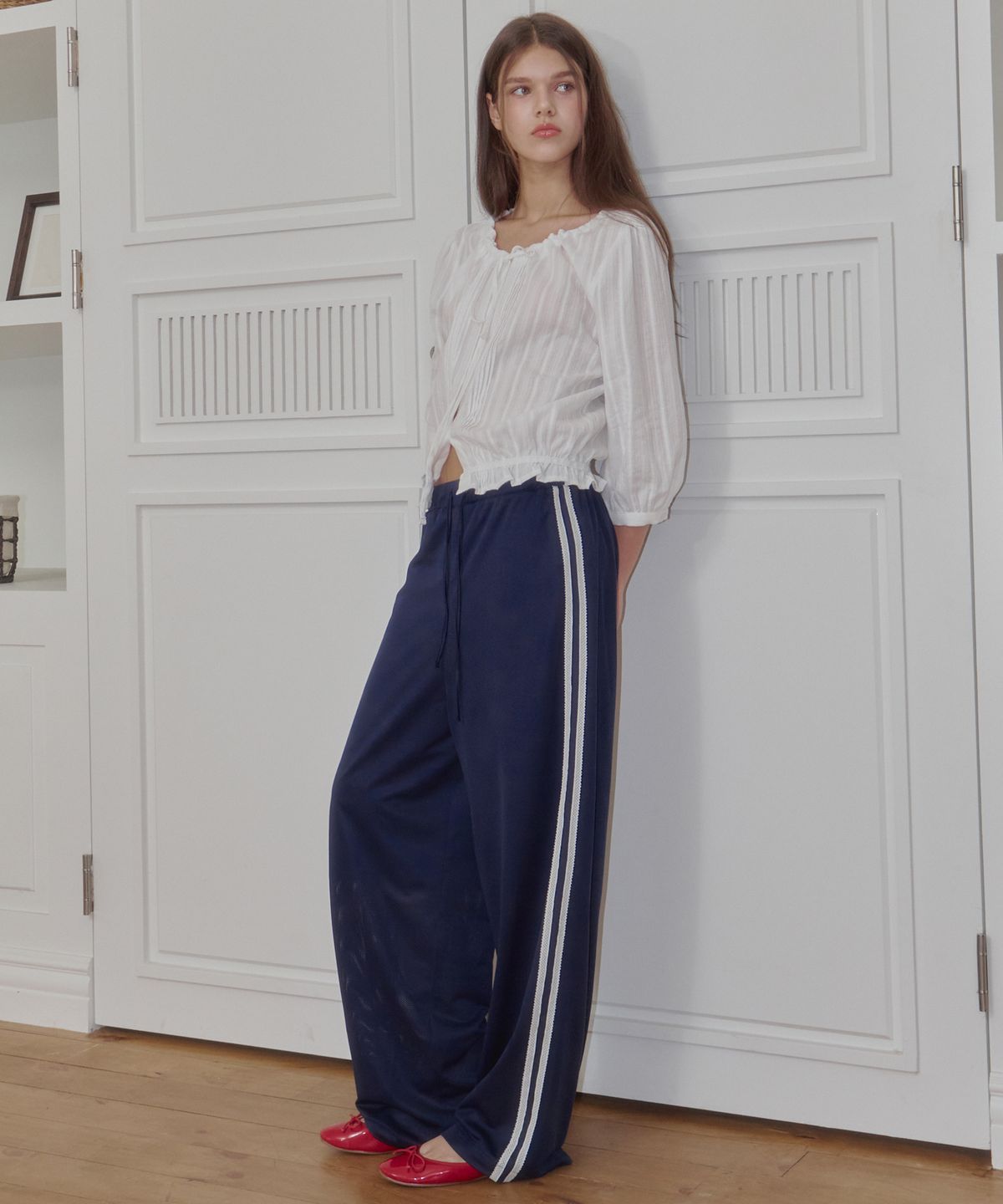 로시로우(LOSSYROW) Mesh Lace Track Pants Navy