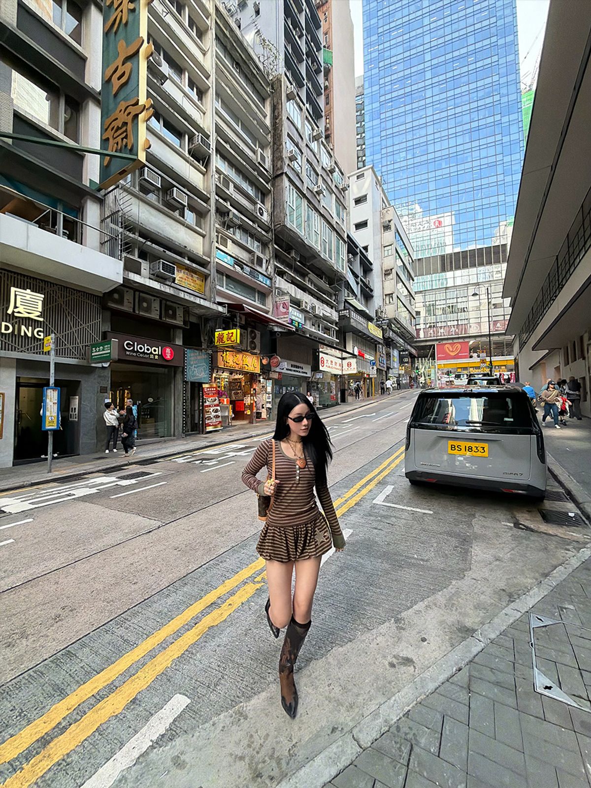 에즈이프 캘리(ASIF CALIE) STRIPE STAR BALLOON SHORTS BROWN