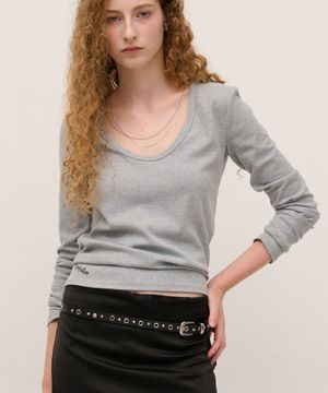 Finger Hole Long Sleeve in Grey