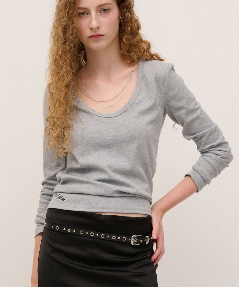 Finger Hole Long Sleeve in Grey