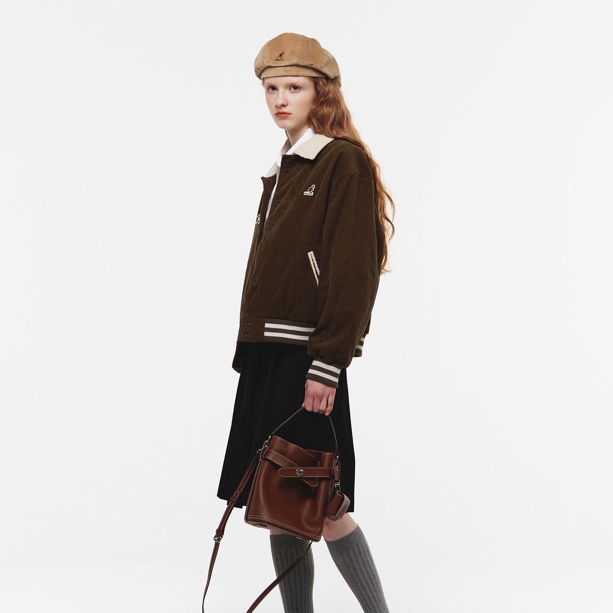 캉골(KANGOL) 루나 레더 버켓백 Ⅱ 3990 브라운