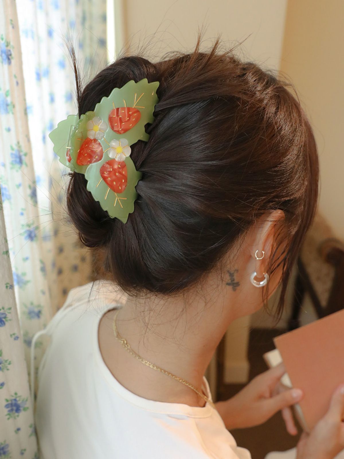 쿠쿠수제뜨(COUCOU SUZETTE) Strawberry field Hair Claw