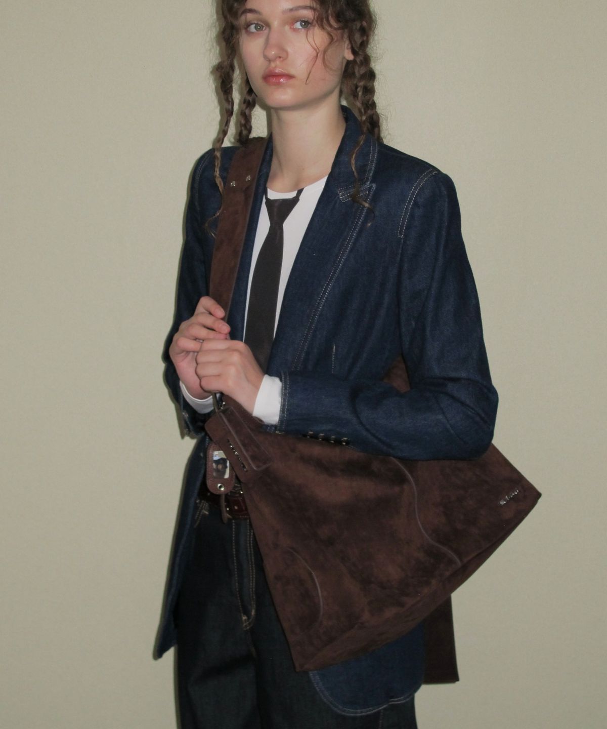 필인더블랭크(FILLINTHEBLANK) [FITB X 다샤] D. Wide Strap Bag (D.brown_suede)