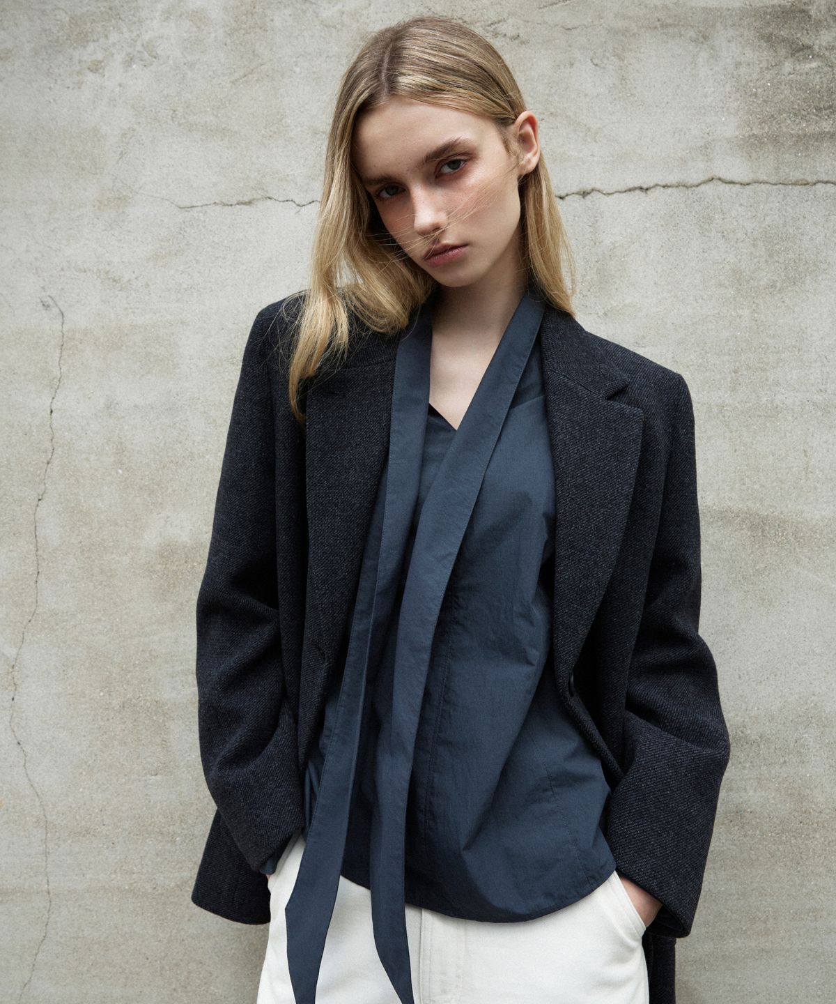 미쏘(MIXXO) 테일러드 오버핏 울자켓_MIWJKGT1PG