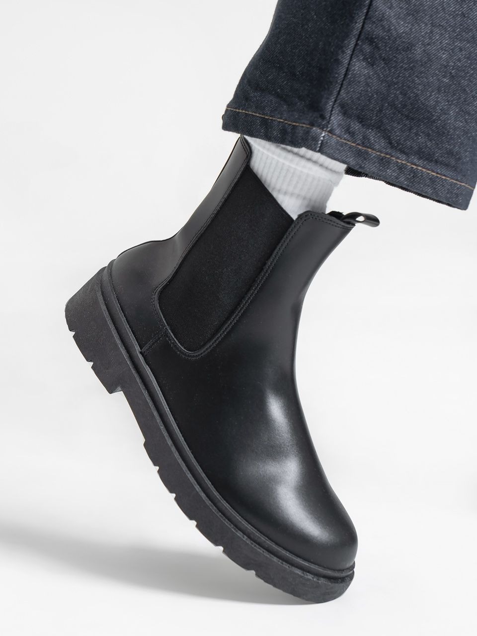 MUSINSA BSQT BY CLASSY GO90 Rontal Basic Sharp Chelsea Boots