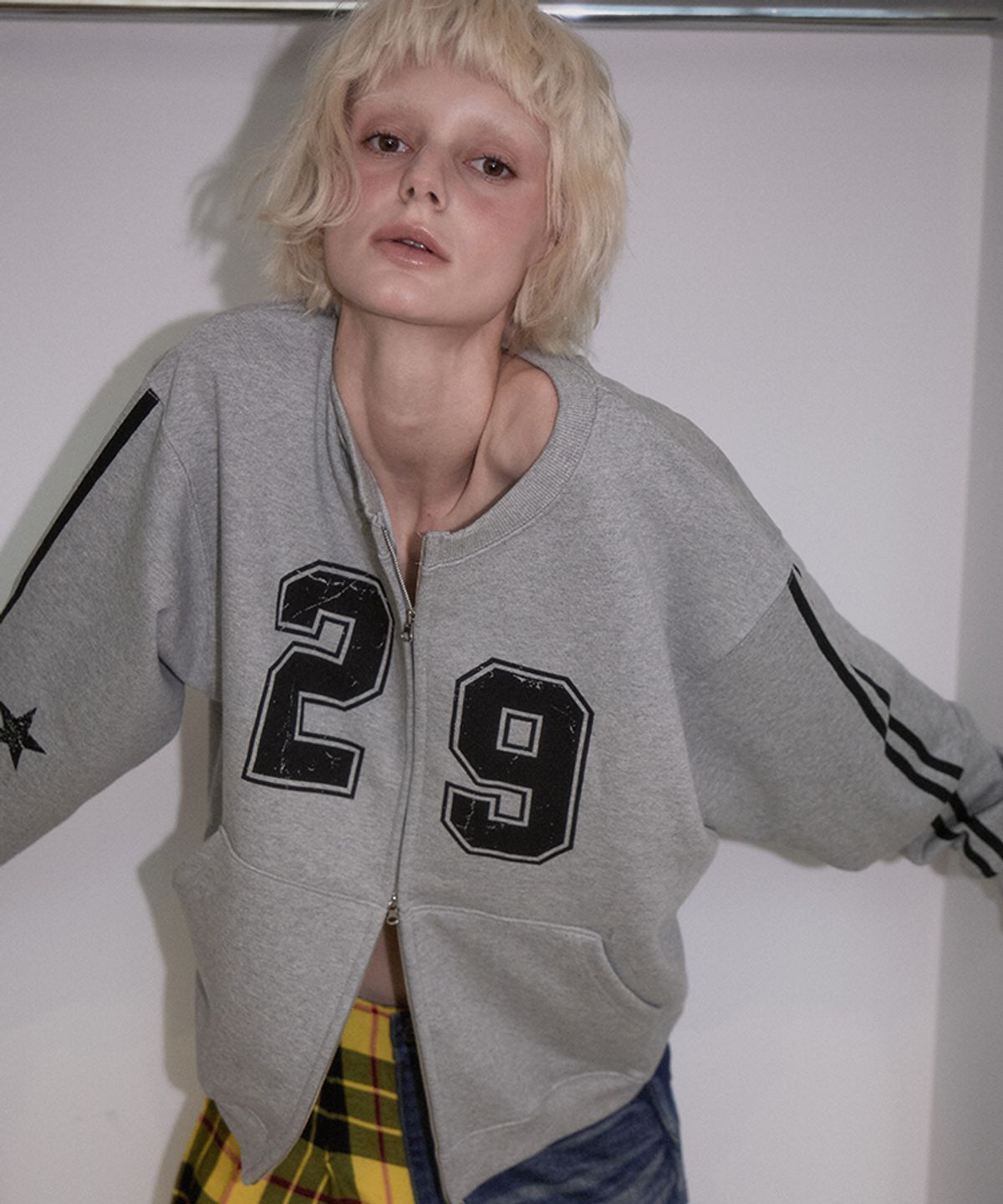 로제프란츠(ROSEFRANTZ) Star Track Sweat Zip-up [Gray]