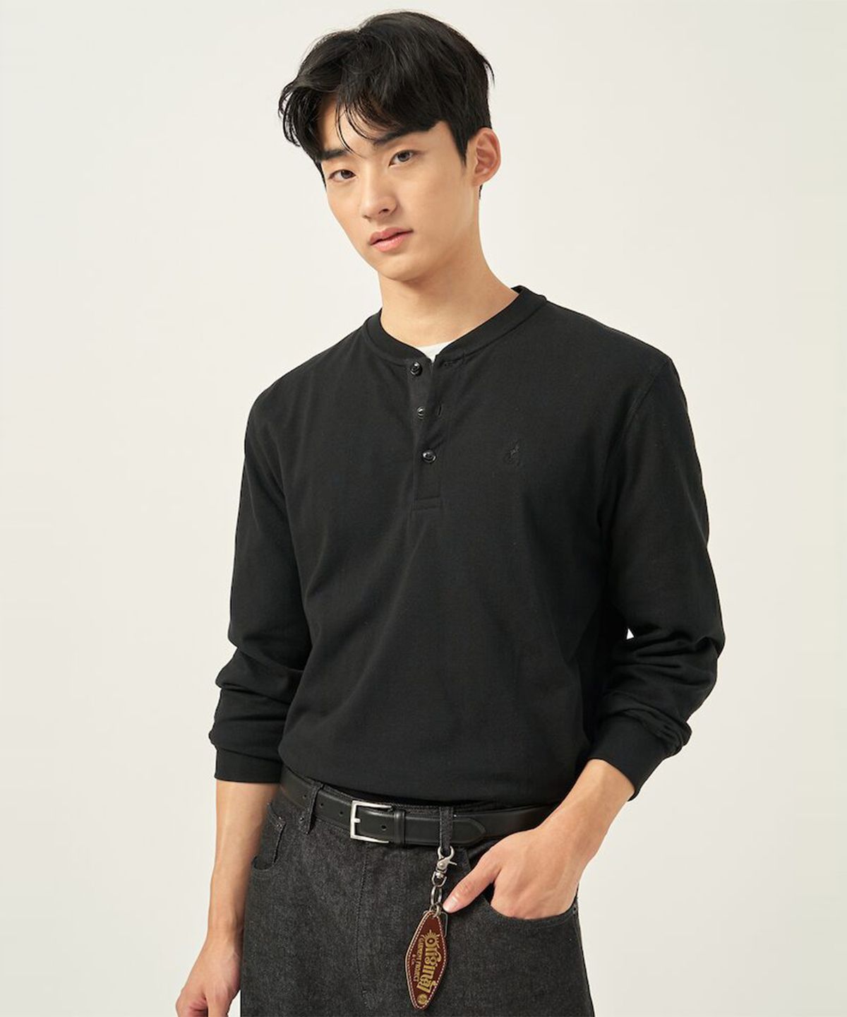 빈폴 멘(BEANPOLE MEN) 피케 헨리넥 긴소매 티셔츠  블랙