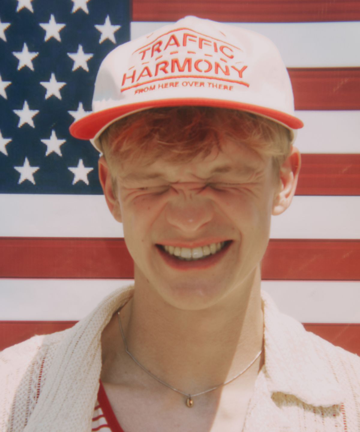 트래픽하모니(TRAFFIC HARMONY) TRAFFIC LANE LOGO TRUCKER HAT_RED
