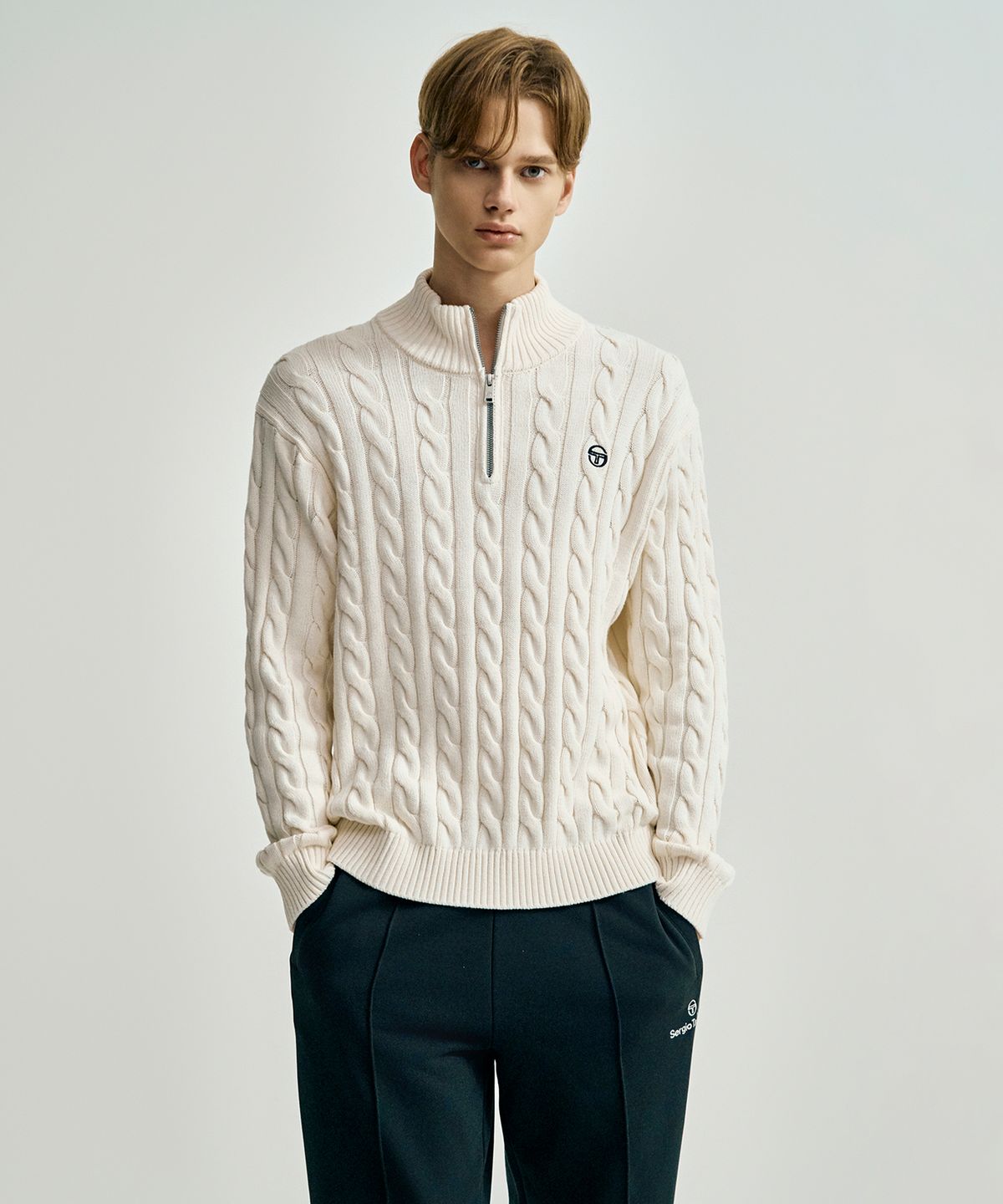 세르지오 타키니(SERGIO TACCHINI) M 케이블 니트 하이넥 지퍼 풀오버 (Ivory)