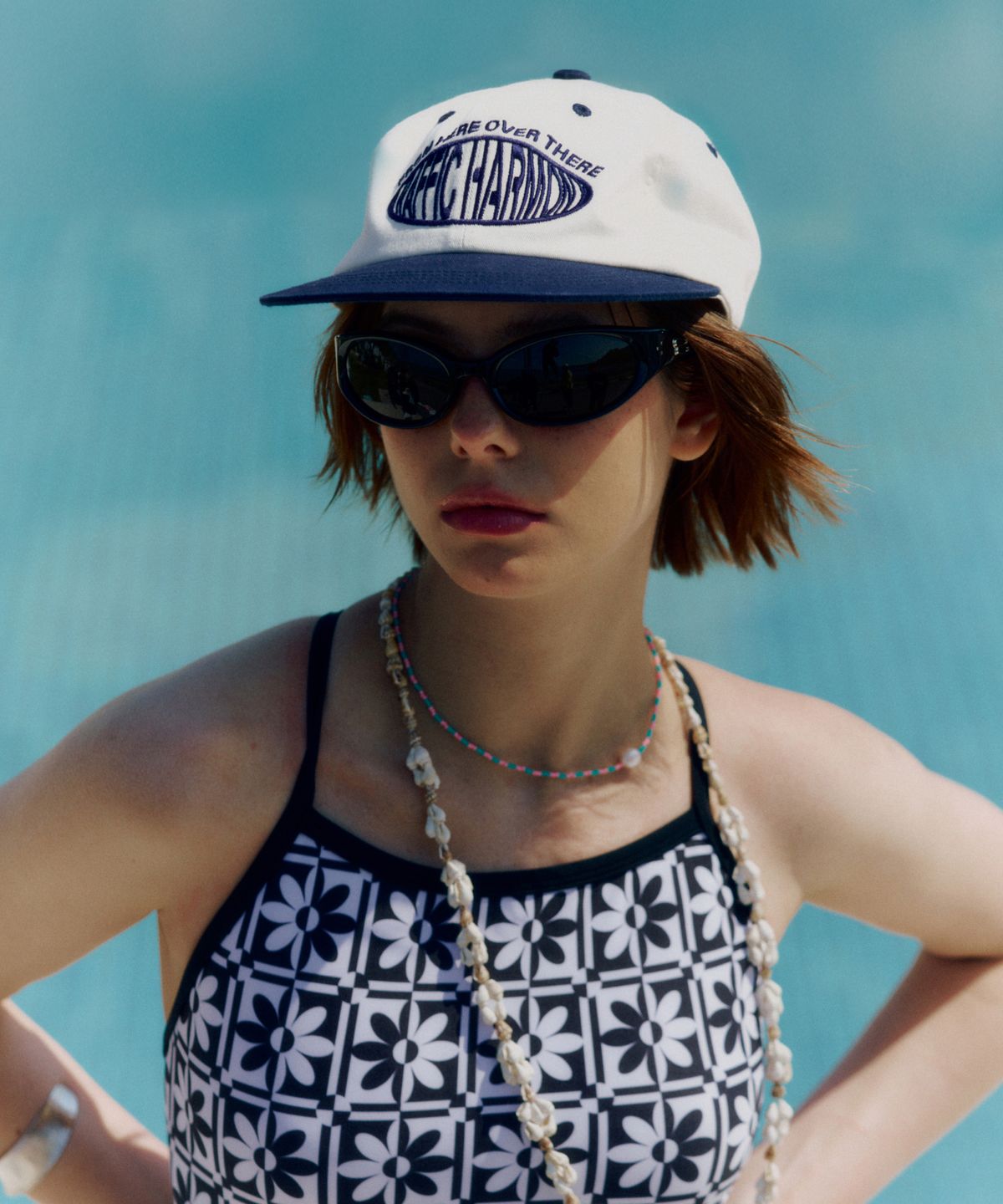 트래픽하모니(TRAFFIC HARMONY) ROUND LOGO TRUCKER HAT_NAVY