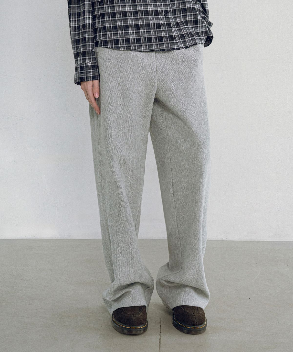 반원 아틀리에(VANONE ATELIER) P3262 밴딩 플리츠 팬츠_Melange gray