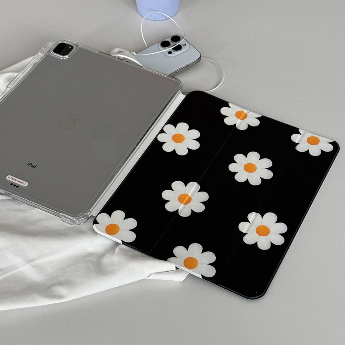 더나인몰(THE NINEMALL) marguerite flower pattern [아이패드 케이스]