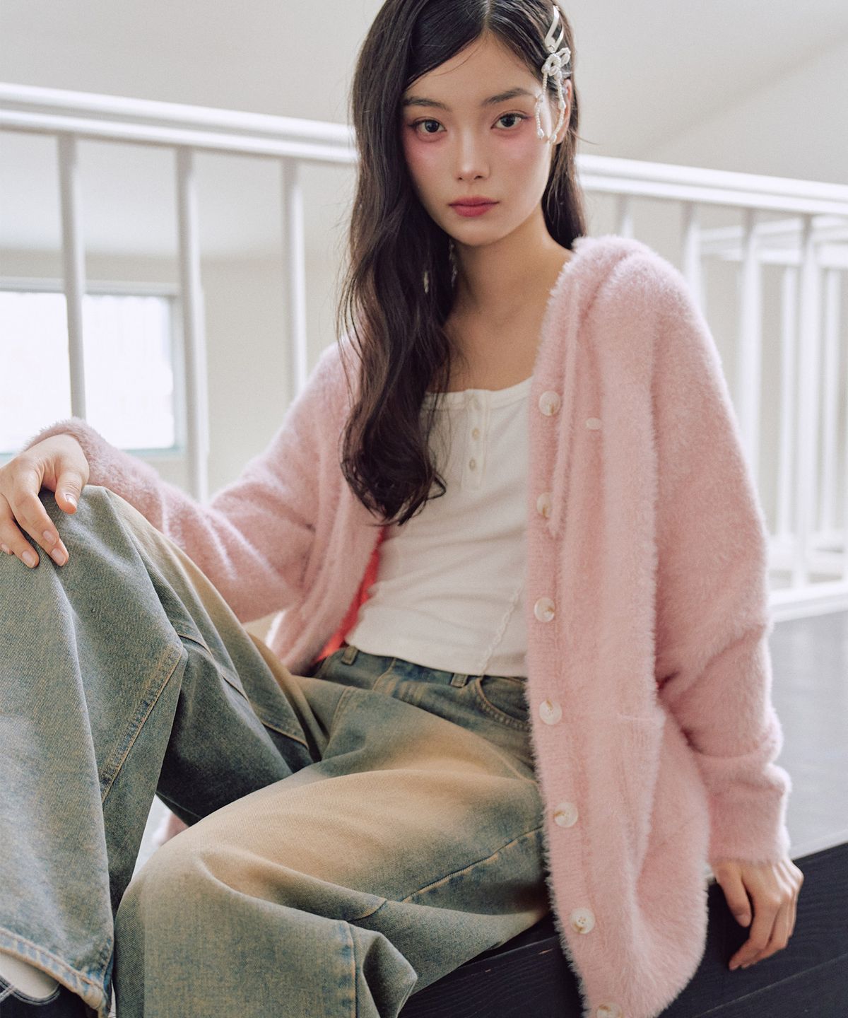 제로플래닛(ZEROPLANET) 엘라 헤어리 후드 가디건 [PINK]