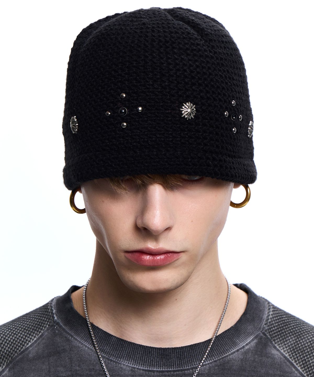 알에스에스씨(RSSC) SUNBURST RIVET KNIT BEANIE - BLACK