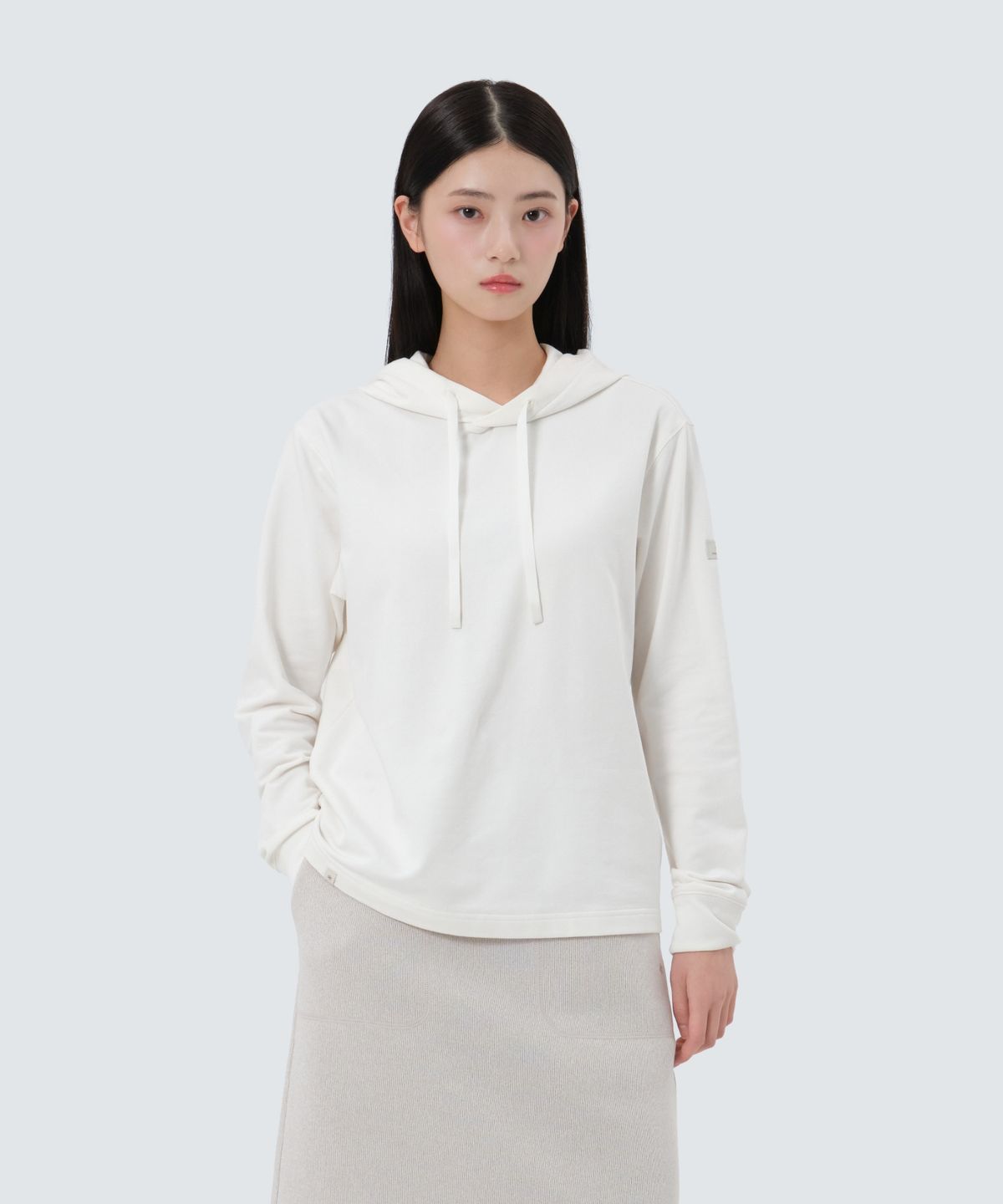 스노우피크 어패럴(SNOWPEAK APPAREL) 베이직 여성 세미크롭 후드 티셔츠 (S25FWFHD11) Cream