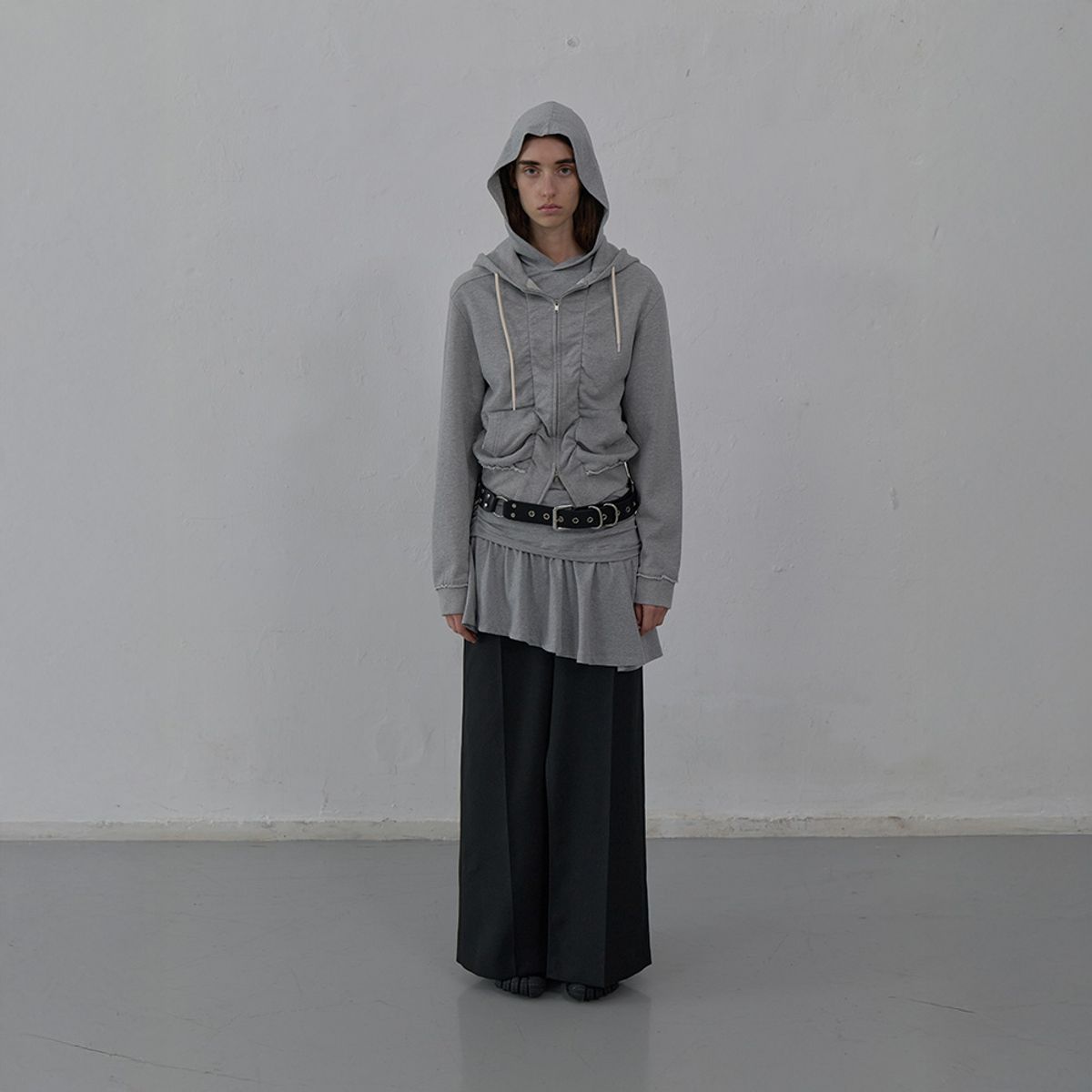 엘씨디씨티엠(LCDC™) SHIRRING DETAIL ZIP-UP HOODIE (MELANGE GREY)