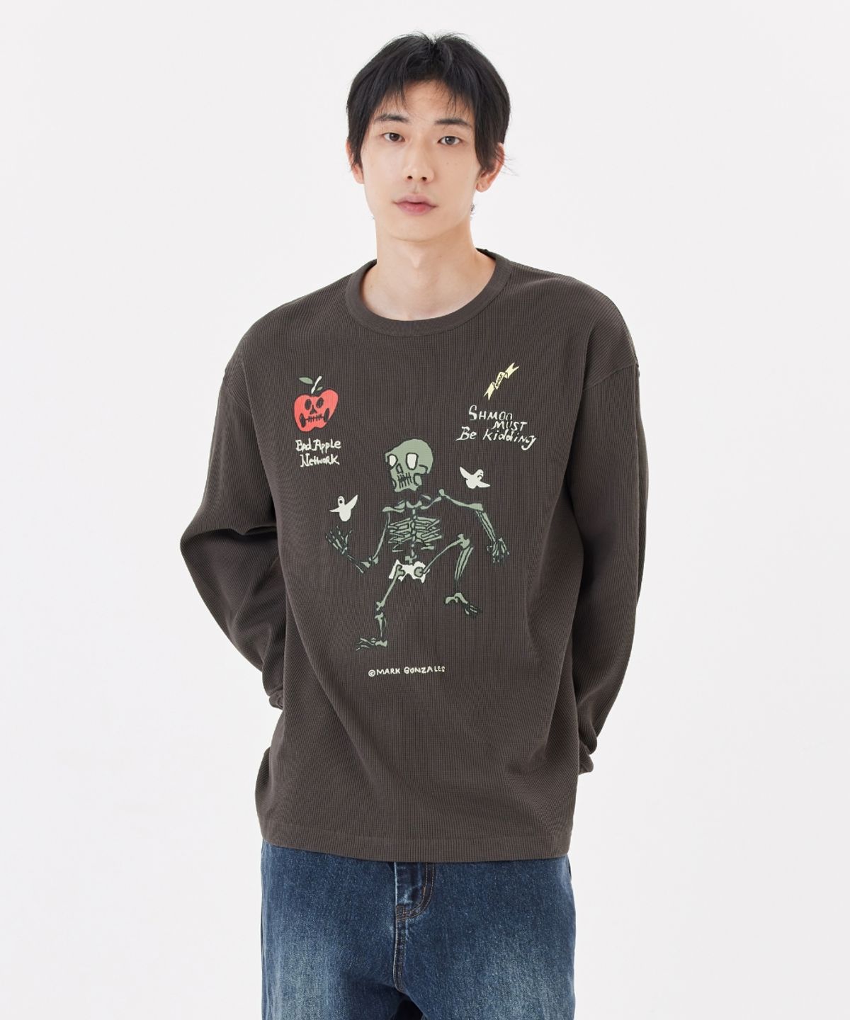 마크곤잘레스(MARK GONZALES) SHMOO MUST BE KIDDING 그래픽 와플 티셔츠 - CHARCOAL