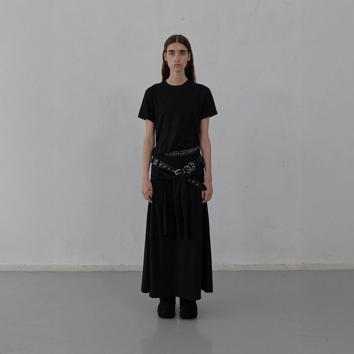 엘씨디씨티엠(LCDC™) TIED WAIST DRESS (BLACK)