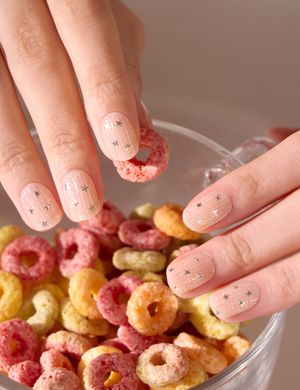 N 밀키 스타 네일