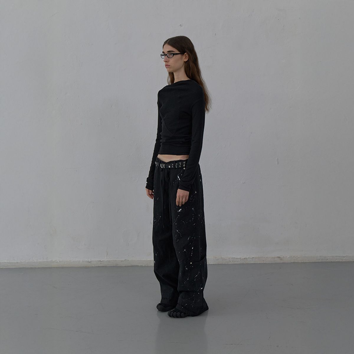 엘씨디씨티엠(LCDC™) PAINT EFFECT WIDE-LEG TROUSERS (BLACK)