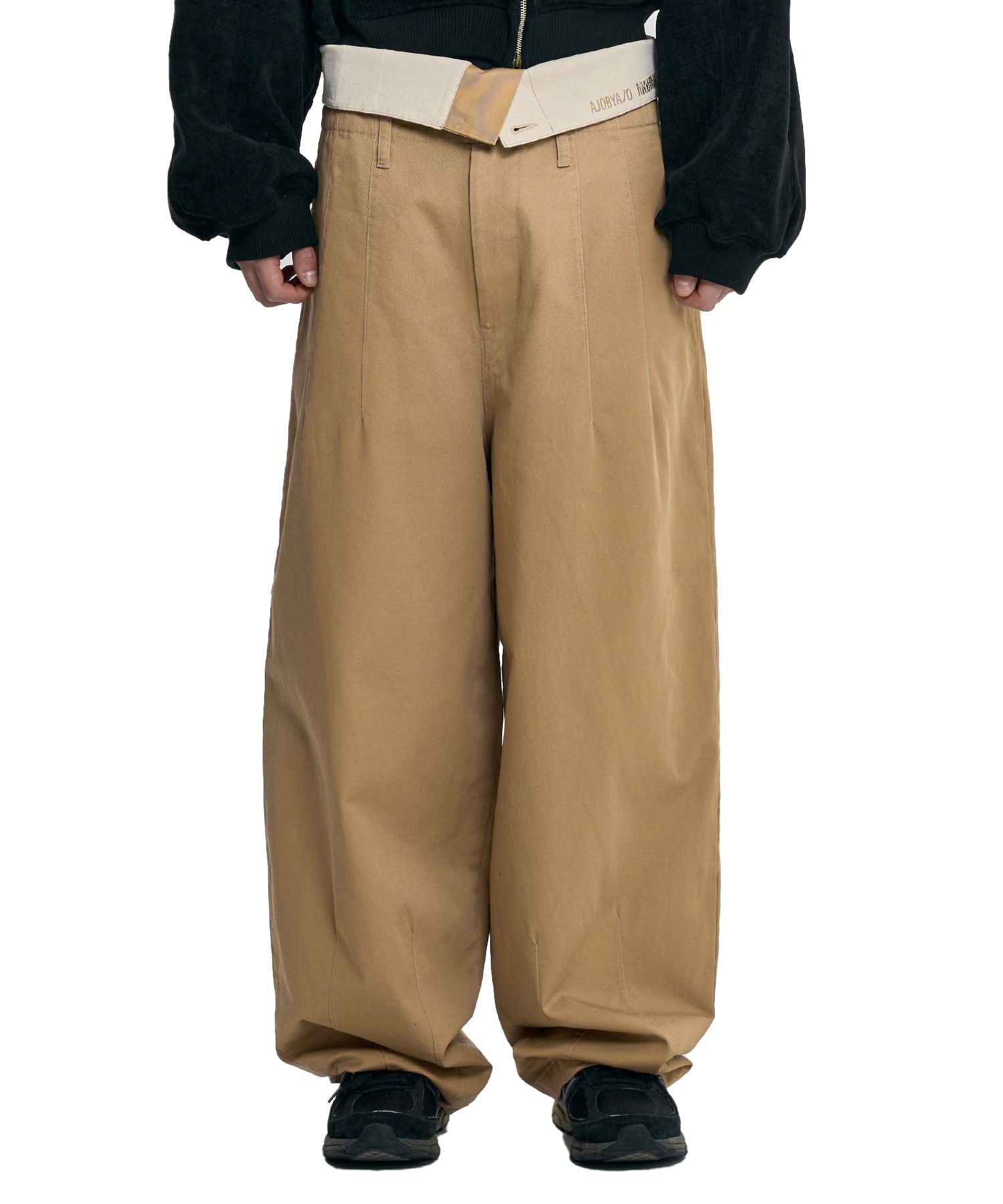 MUSINSA公式 | AJOBYAJO High Waist Oversized Pants [BEIGE]