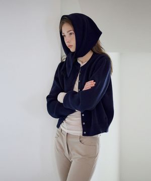 [커치프 SET] 에센셜 라운드 가디건_Deep Navy