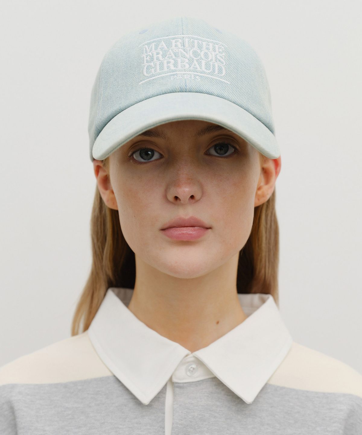 마리떼 프랑소와 저버(MARITHÉ + FRANҪOIS GIRBAUD) DENIM WASHING CLASSIC LOGO COVERED CAP light blue