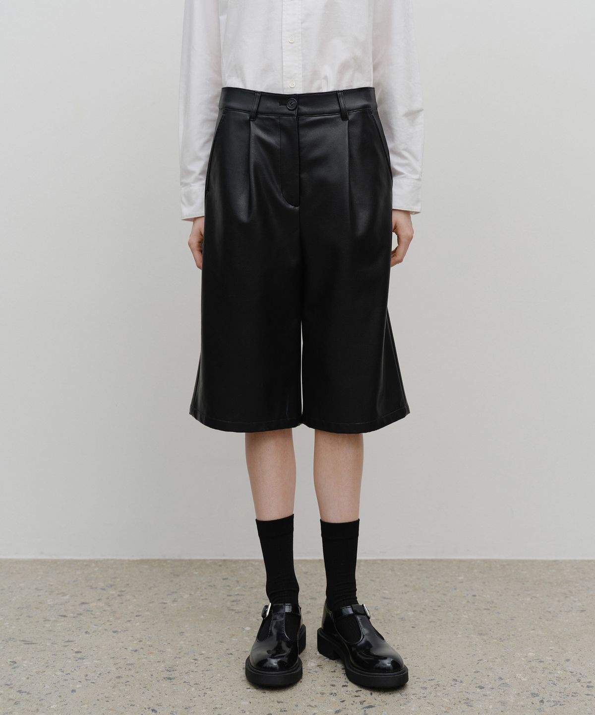 마리떼 프랑소와 저버(MARITHÉ + FRANҪOIS GIRBAUD) W REGULAR LOGO BERMUDA PANTS black