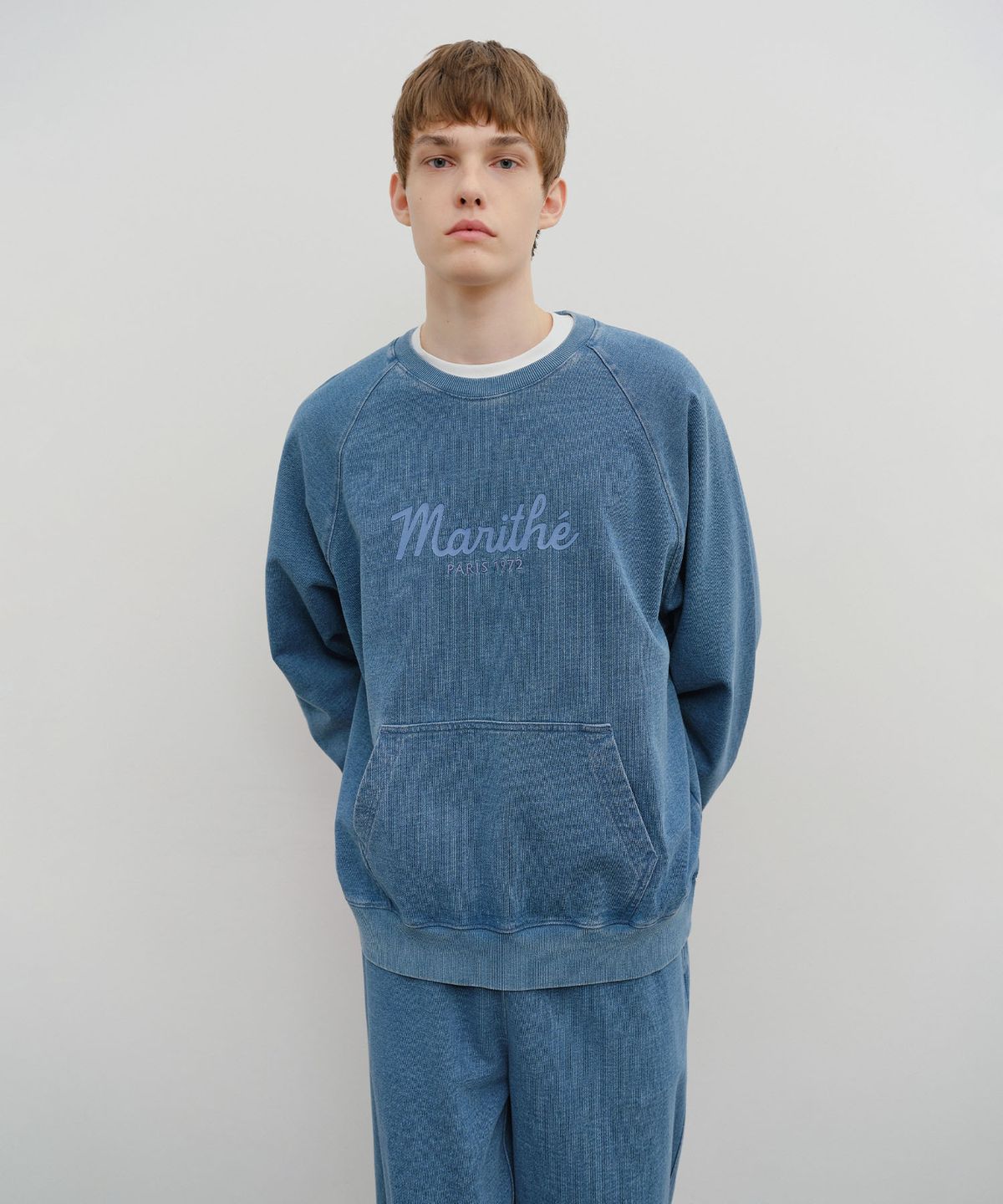 마리떼 프랑소와 저버(MARITHÉ + FRANҪOIS GIRBAUD) GARMENT DYED OVERSIZED SWEATSHIRT blue