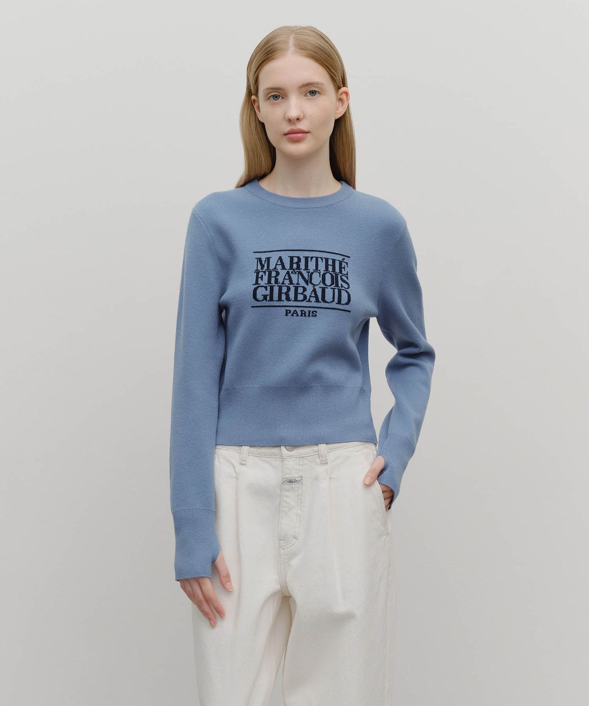 마리떼 프랑소와 저버(MARITHÉ + FRANҪOIS GIRBAUD) W CLASSIC LOGO CROP KNIT ash blue