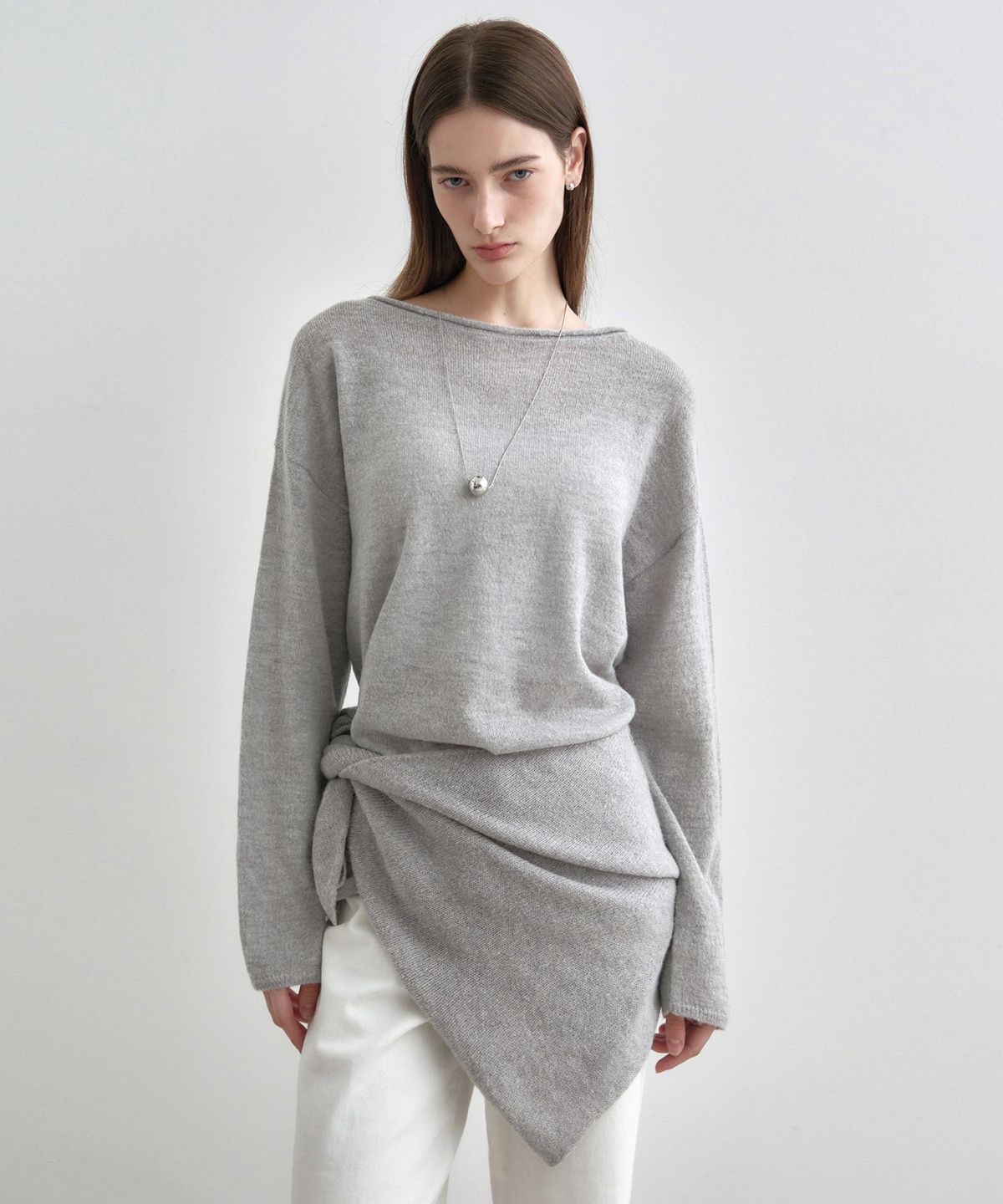 몽돌(MONGDOL) 루즈 알파카 보트넥 니트 탑 그레이 MDKT119GRAY