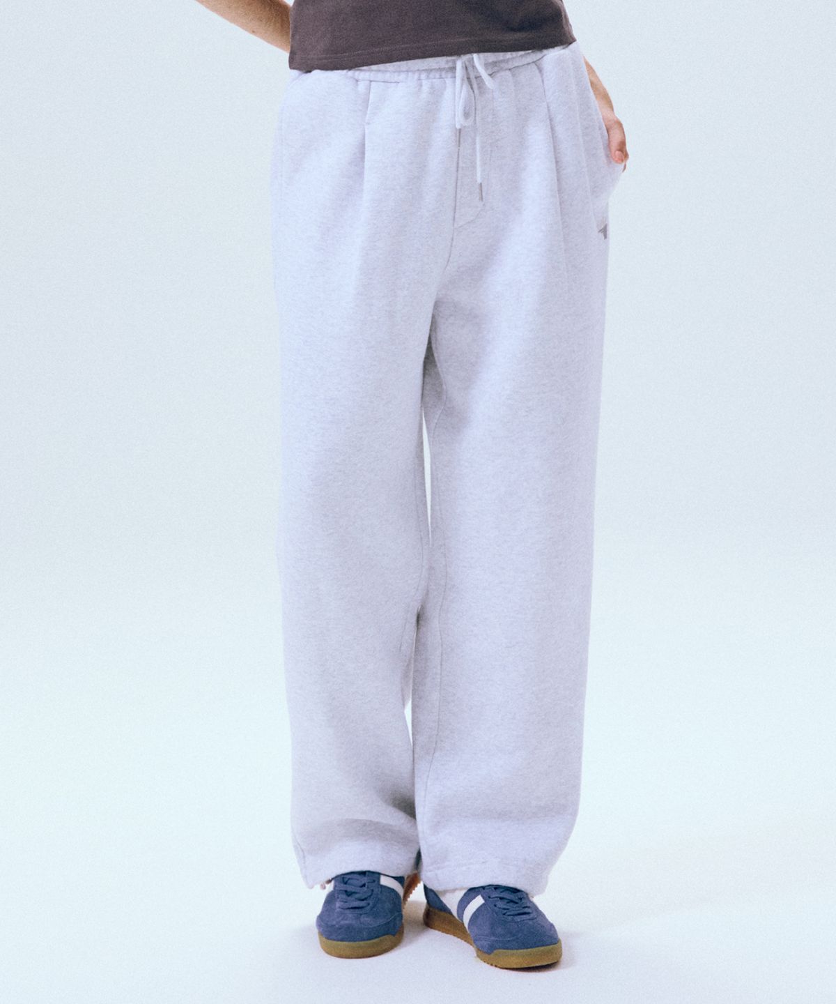골라(GOLA) ONE TUCK SWEAT PANTS [LIGHT GRAY]