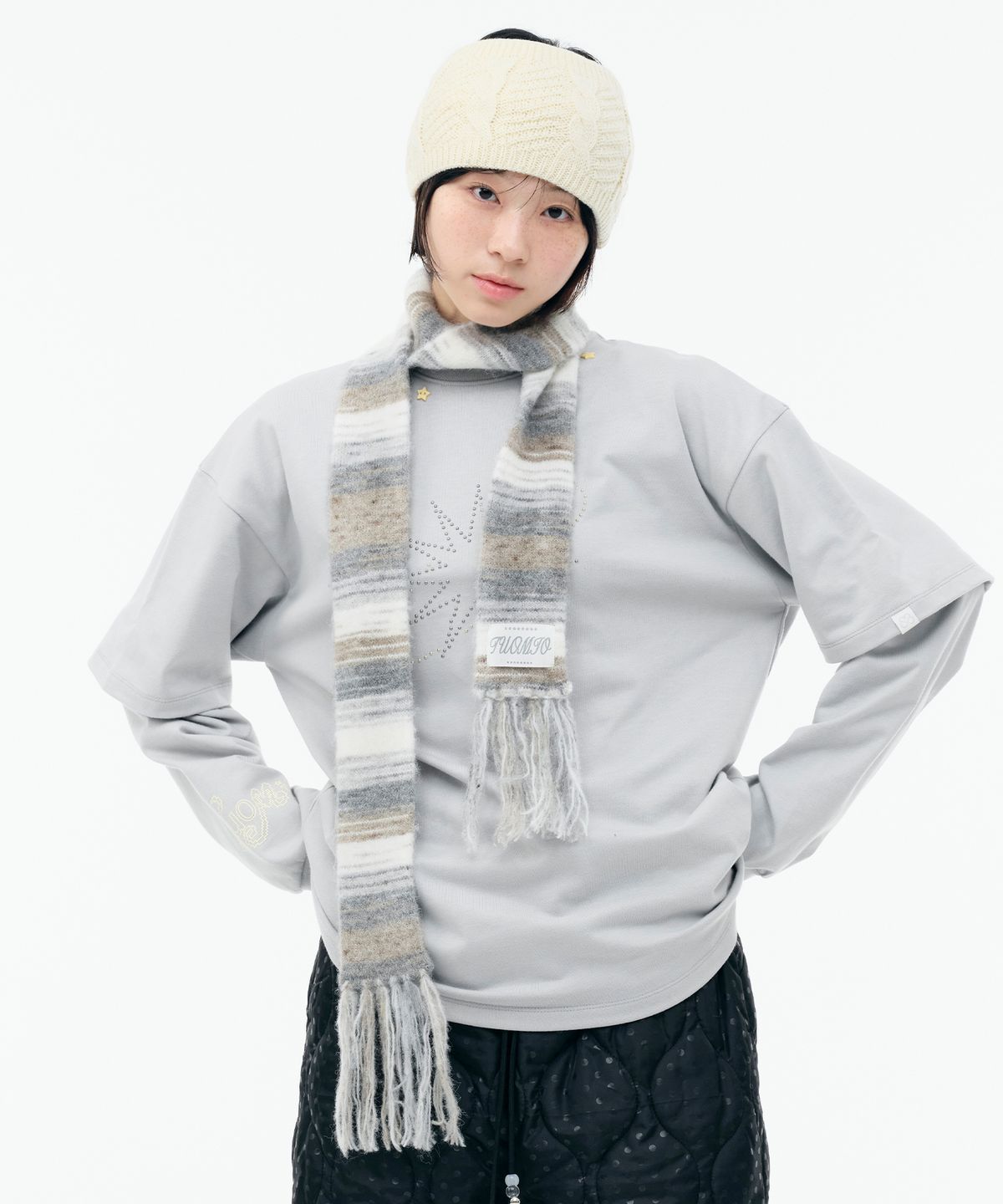 뚜오미오(TUOMIO) STRIPE FRINGE MUFFLER [GREY]