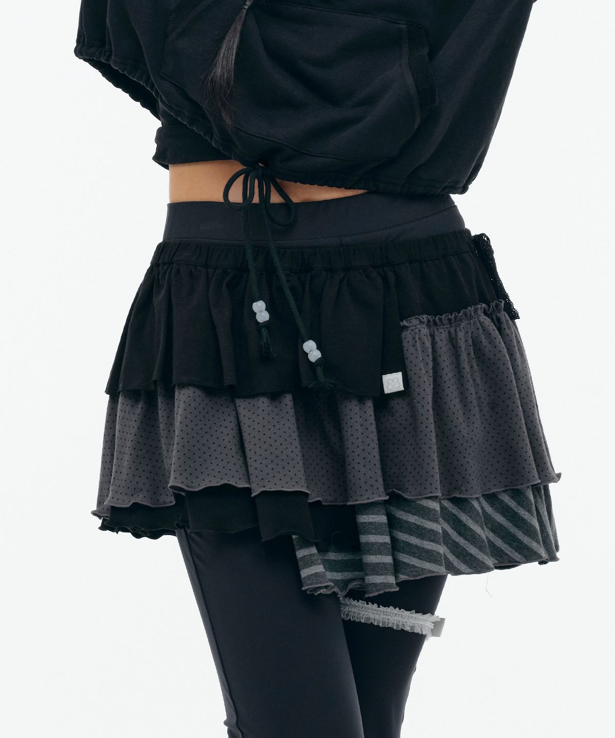 뚜오미오(TUOMIO) BANDED LAYERED SKIRT [BLACK]