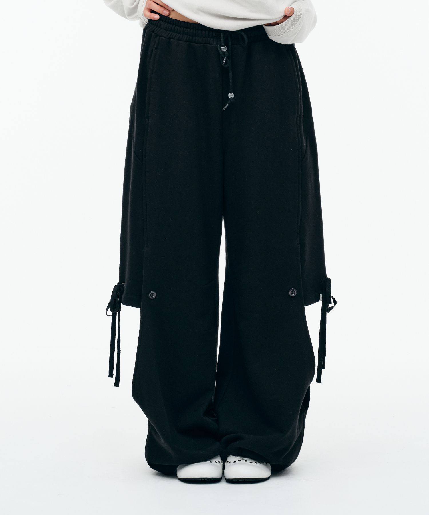 MUSINSA | TUOMIO DOUBLE LAYERED SWEATPANTS [BLACK]