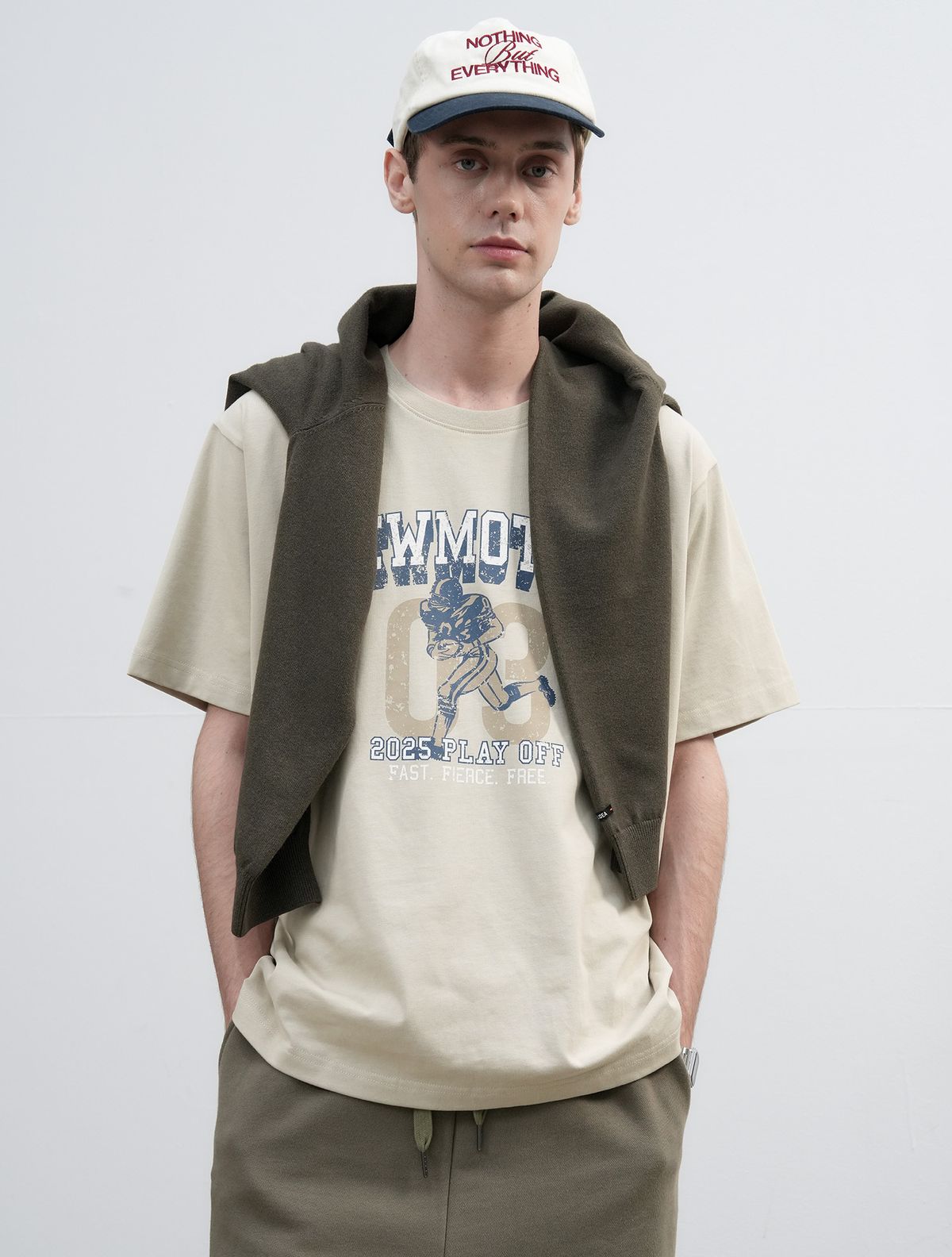 제너럴아이디어(GENERALIDEA) UNISEX 뉴모션 빈티지 오버핏 티셔츠 [BEIGE] / SBE3U01004