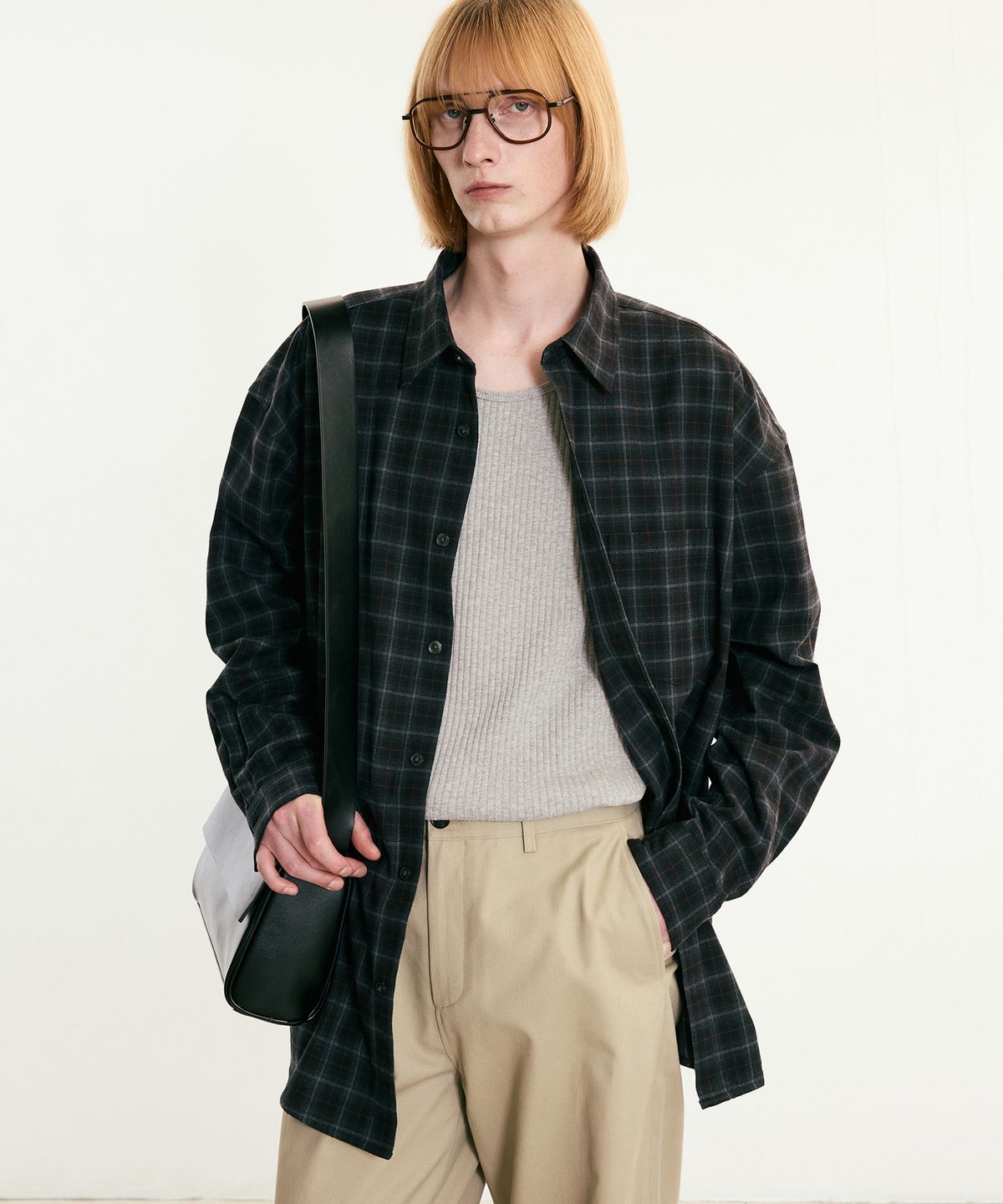 티엔지티(TNGT) Oversize Check Shirt (Black) TNSH5F104BK
