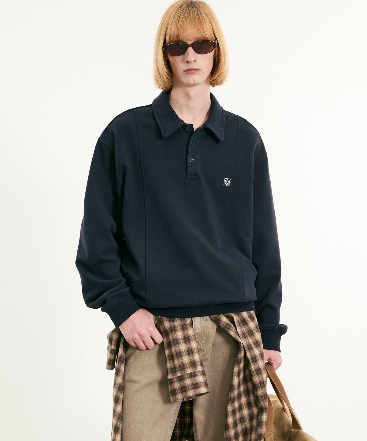 티엔지티(TNGT) Embroidery Logo Polo Sweatshirt (Navy) TNTS5F103N2