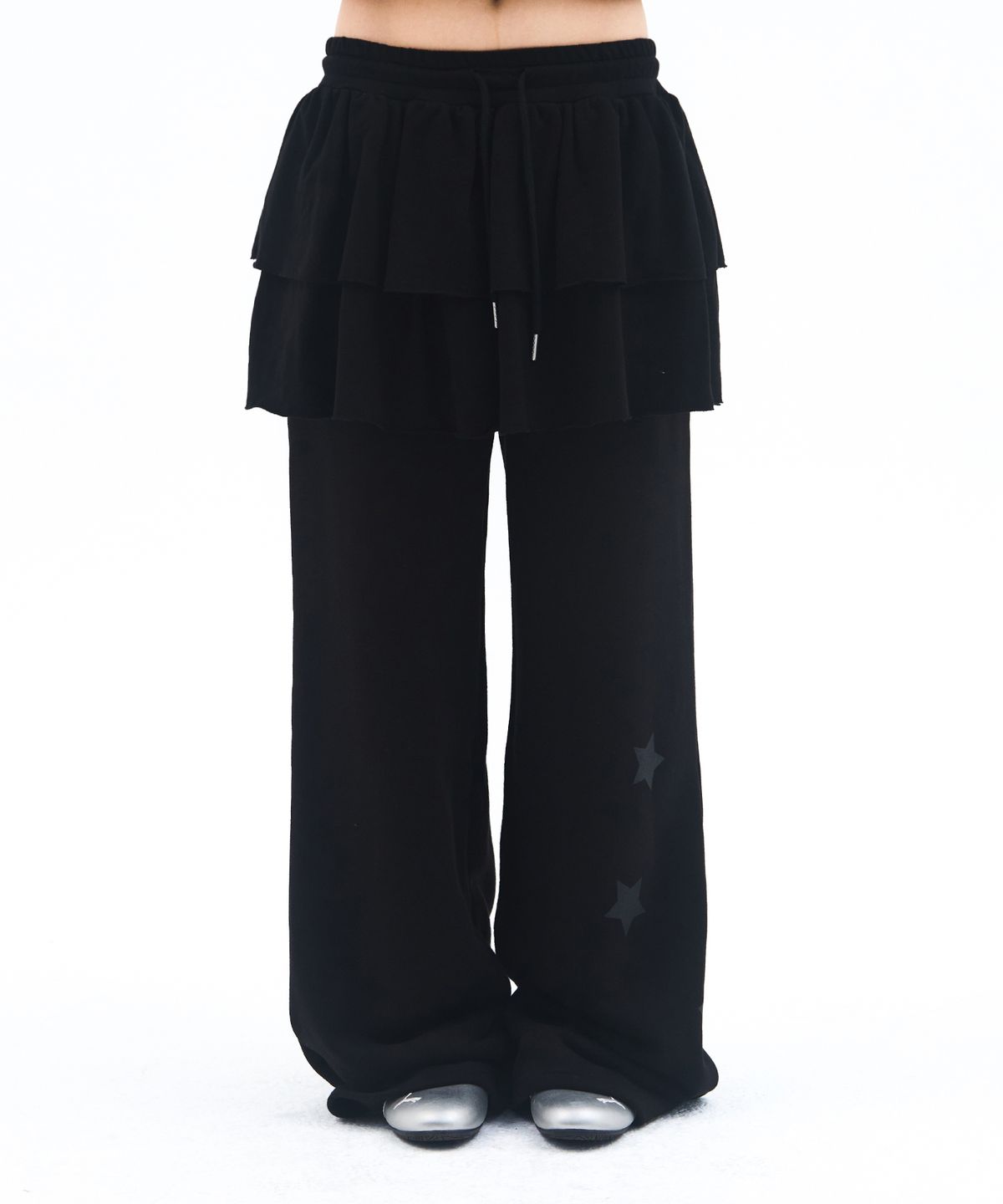 아메스 월드와이드(AMES-WORLDWIDE) FRILL LAYERED SWEAT PANTS BLACK