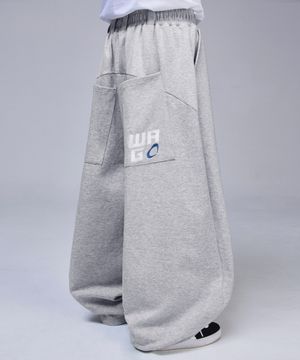 메가 벌룬핏 커브드 배기 트레이닝 팬츠[그레이]