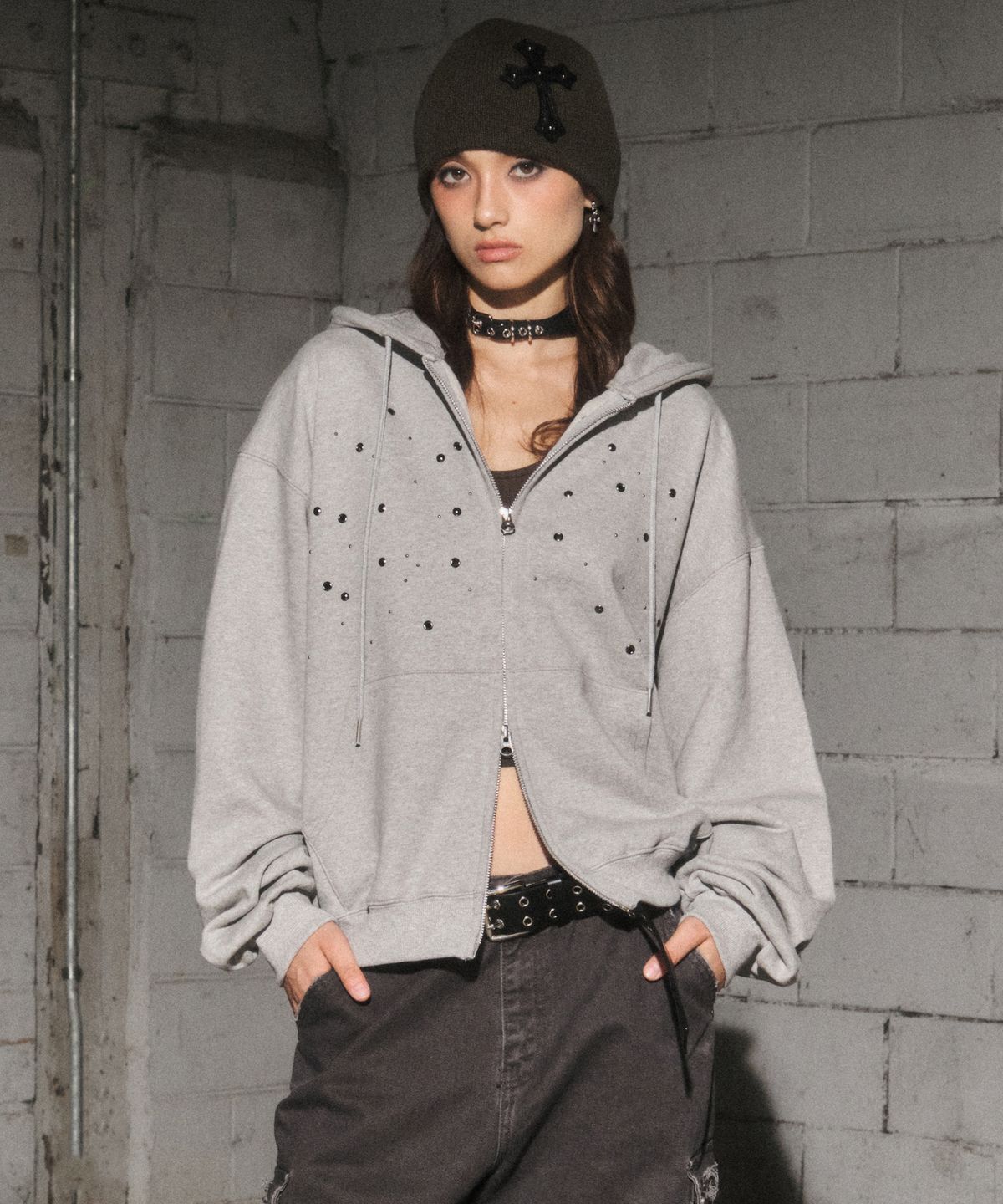 미드나잇 무브(MIDNIGHT MOVE) eyelet hood zip up (grey)