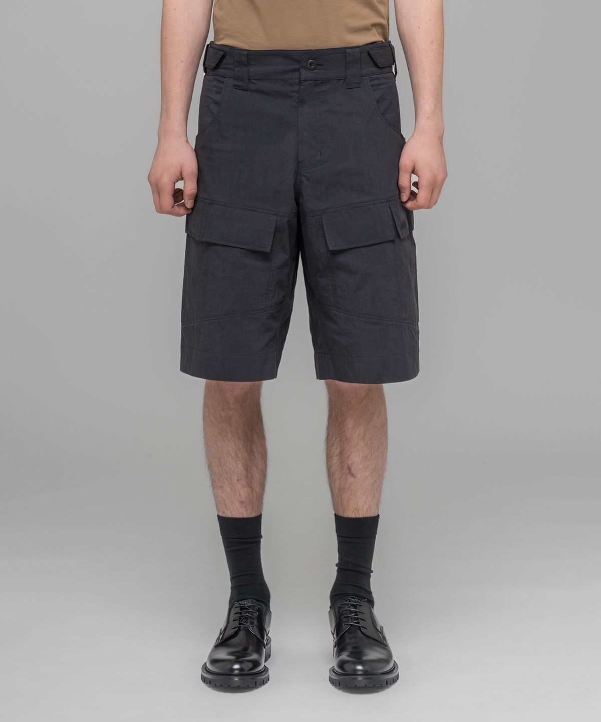032씨(032C) (U) 마이 온 마인드 유틸리티 쇼츠 블랙 MY OWN MIND UTILITY SHORTS BLACK