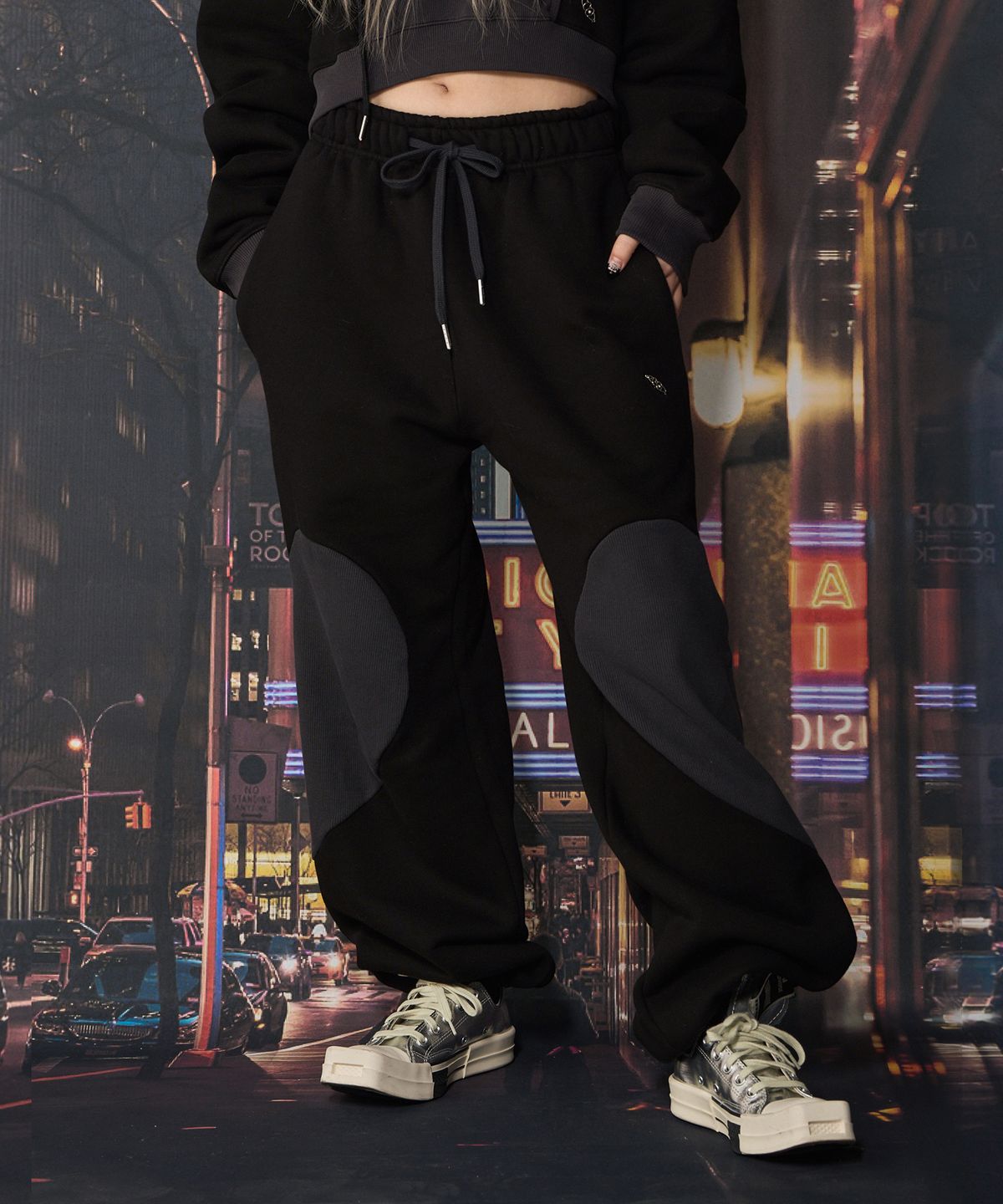체리퀴리(CHERRYQUIRI) heart jogger pt - black