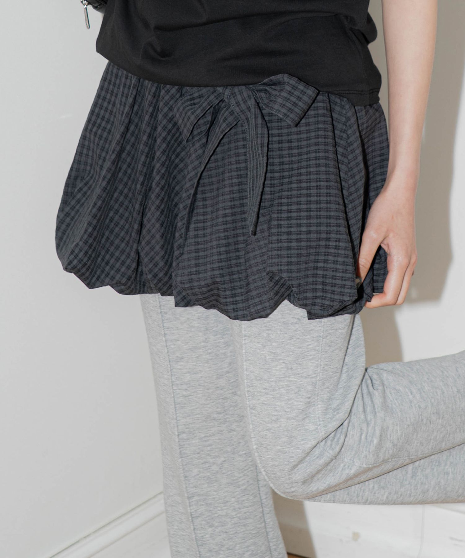 MUSINSA | DELAYOFF Ribbon Point Check Banding Balloon Mini Skirt