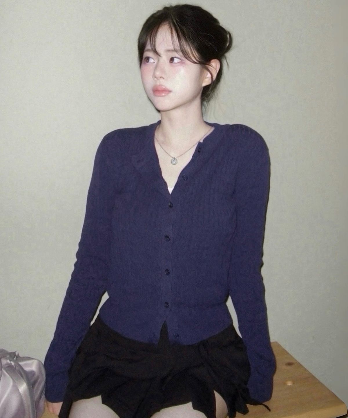 칙스(CHICKS) 슬림핏 케이블 라운드 가디건 네이비