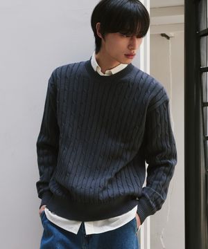 [니티드X패션플래닛]케이블 라운드 니트 CHARCOAL