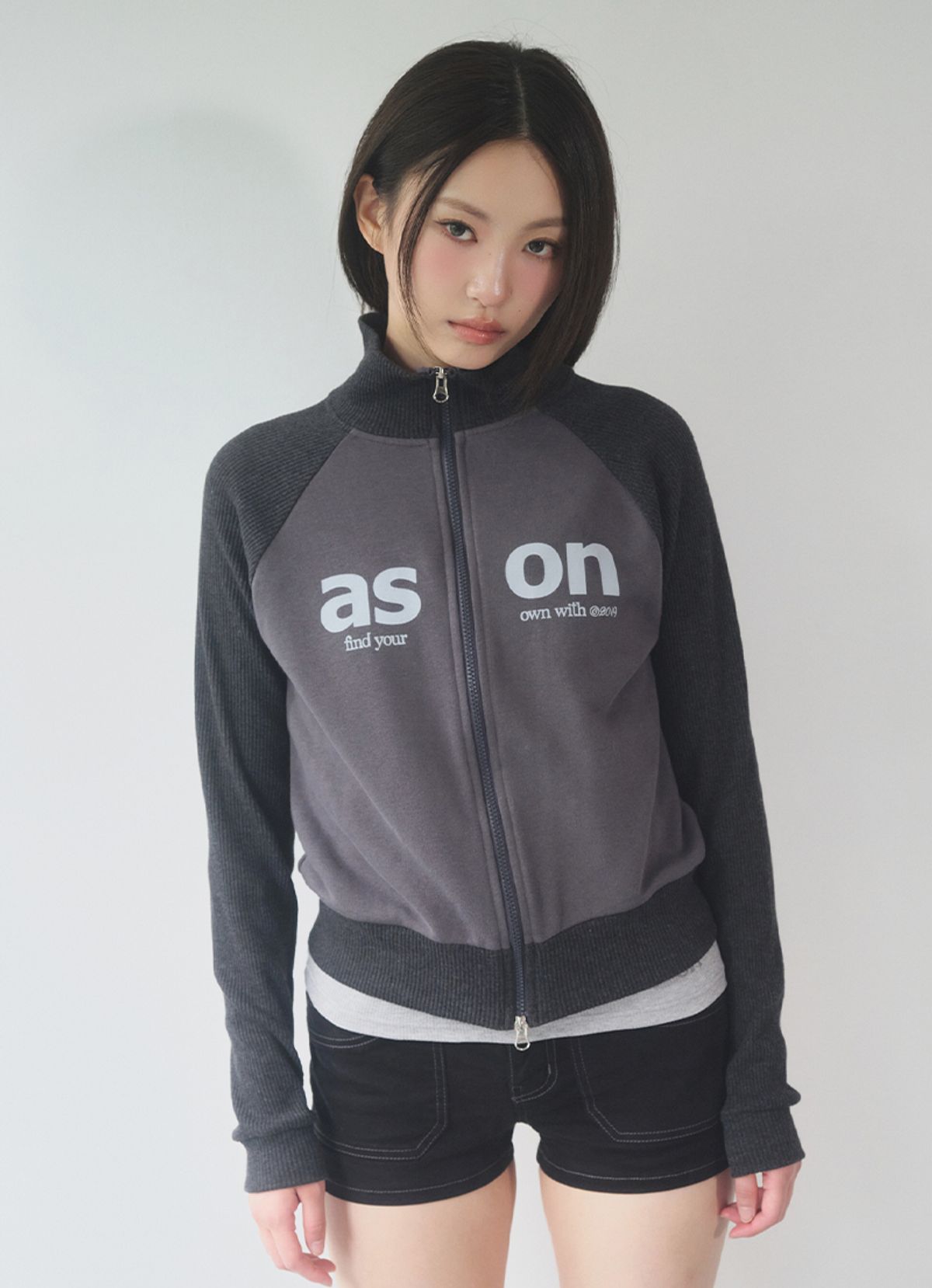 애즈온(ASON) SALT ZIP-UP / CHARCOAL