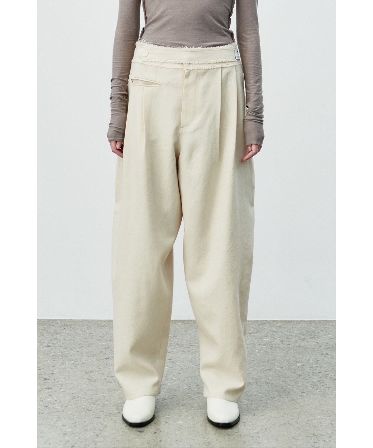 래코드(RECODE) Belted Two Tuck Trousers  RQPAW25531IVX