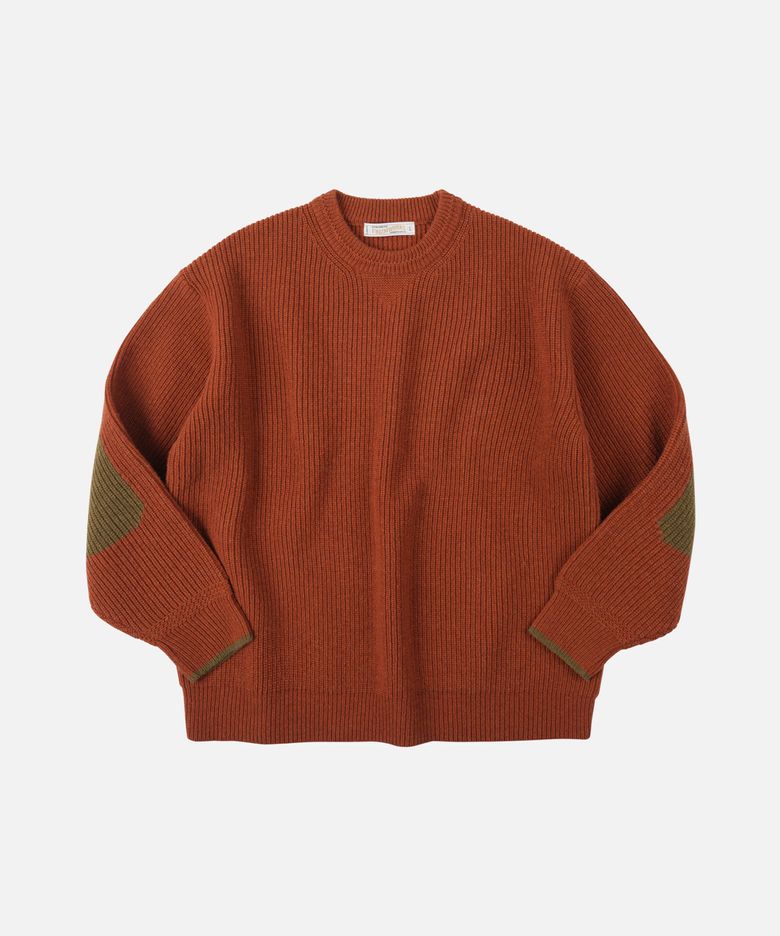 PATCH ROUND PULLOVER KNIT _ BRICK